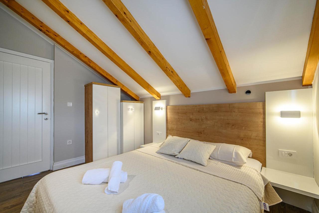 Apartments Orsula Near Old Town Sibenik Bagian luar foto