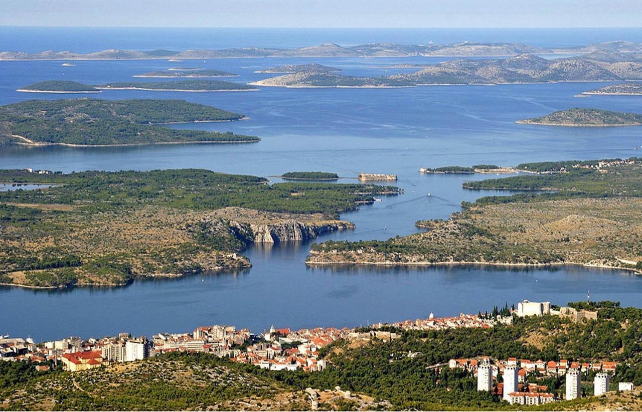 Apartments Orsula Near Old Town Sibenik Bagian luar foto